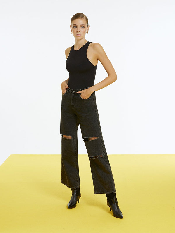 High-Waisted Ripped Jeans - Black - Bagzio