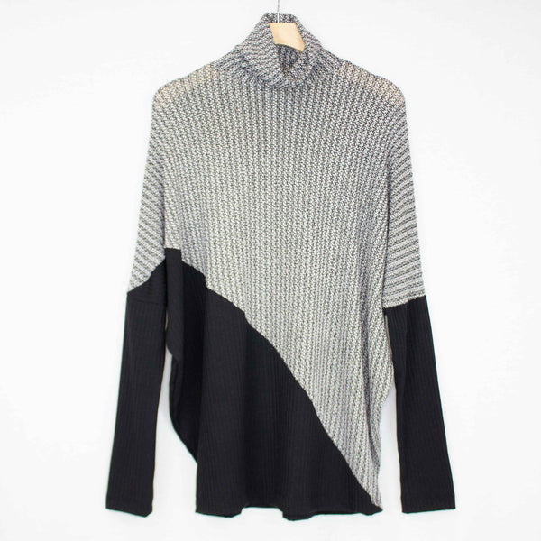 Turtle Neck Diagonal Color Block Top - Bagzio