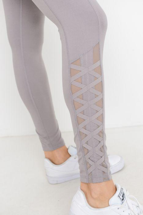 Highwaist Hybrid Mesh & Lattice Straps Full Pocket Leggings - Bagzio