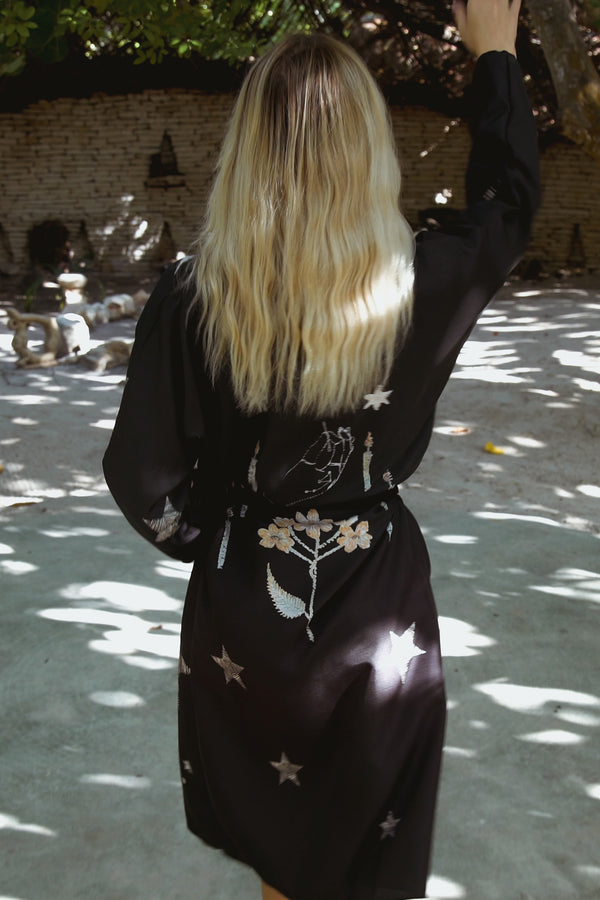 The Royal Robe Kimono in Starry Night - Bagzio