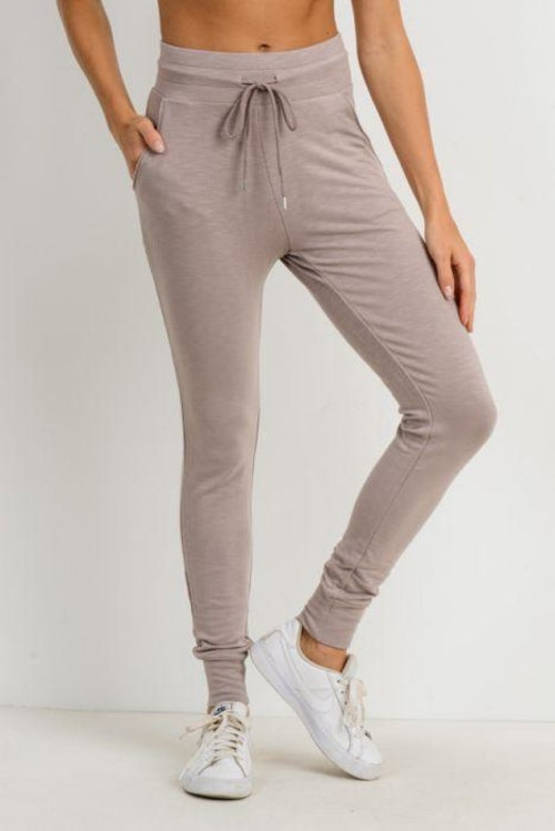 Highwaist Slim-Fit Cuffed Joggers - Bagzio